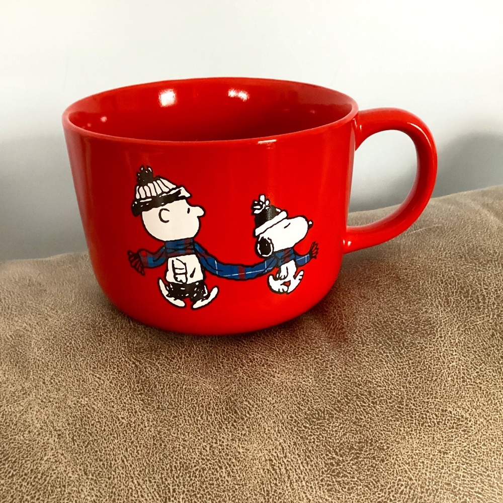 Peanuts Christmas Winter Red Soup/coffee mug